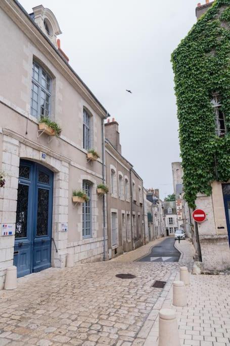 Gite En Centre Historique 65M2 Божанси Экстерьер фото